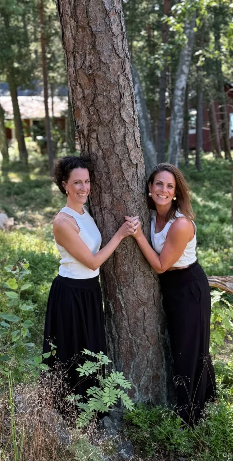 Pernilla und Petra auf der Insel